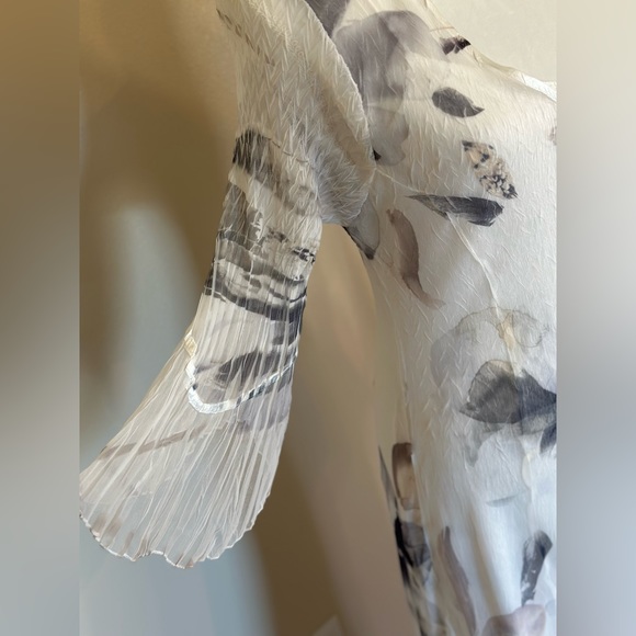 #komarov #spring #lace #quartersleeves #sheer - Picture 4 of 6